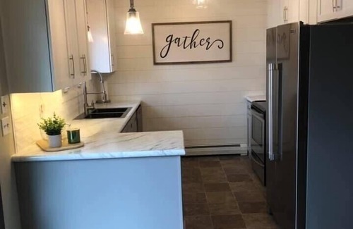 Alexandria House | Sandy beach, level lot, 4BR 2BA, 110' shore, 2-miles to Alexandria-License #1802
