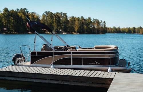 Mayfield House | Sandy Beach - Spider Lake Resort - Pontoon Rentals!