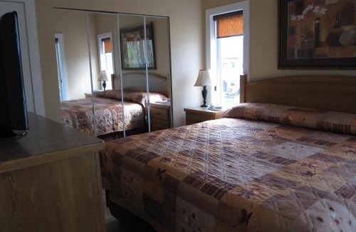 Okanagan-Similkameen Hotel | Sandy Beach Suites