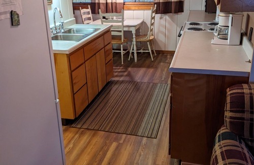 Bellaire Cottage | Sandy Bottom Cottage on Intermediate Lake
