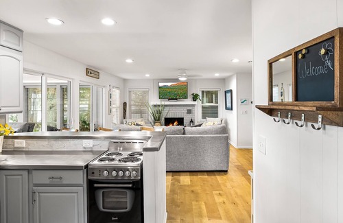 Markesan House | Sandy bottom, great for kids