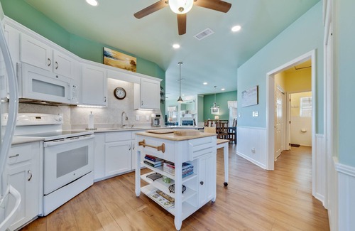 Fort Morgan House | Sandy Bottoms! Beach Front! 180+ Rave Reviews! Discount on Weekly Stays!