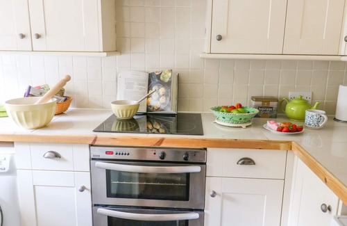 Linton-in-Craven Cottage | SANDY COTTAGE, pet friendly, luxury holiday cottage in Linton