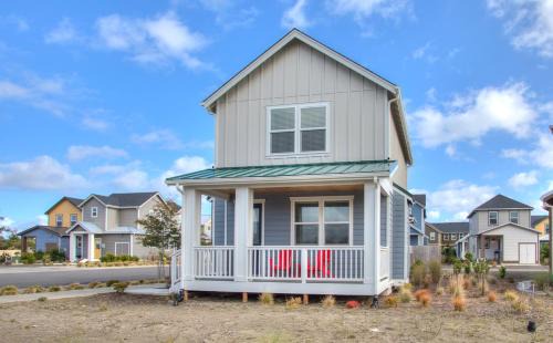 Ocean Shores House | Sandy Feet And Doggy Treats