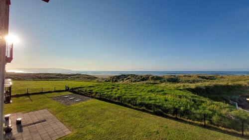 Castlerock Apartment | Sandy Feet Retreat - Castlerock