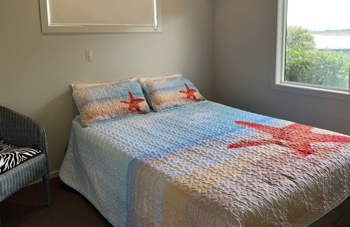 Pukehina House | Sandy Feet Retreat