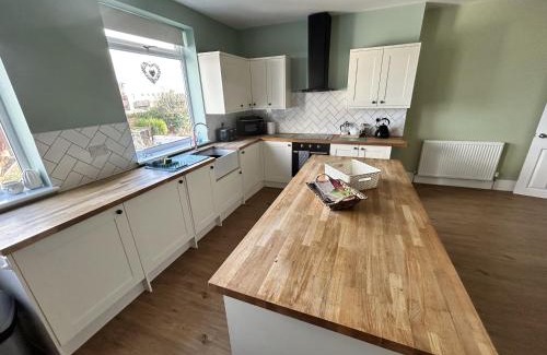 Hornsea House | Sandy Lodge