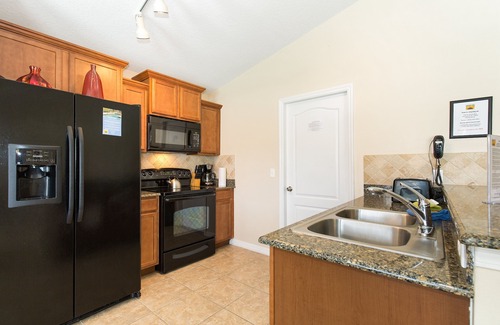 Sandy Ridge House | SANDY OASIS - Private Pool and Spa 24/7 Support During Your Stay