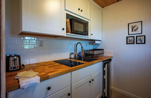 Long Lake Hotel | Sandy Point Motel