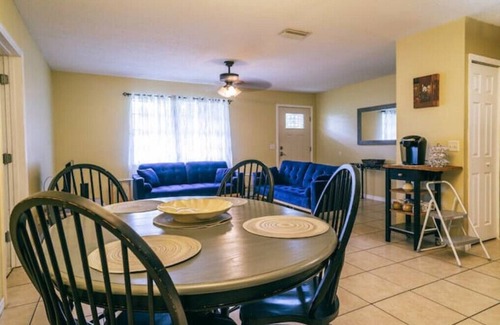DeLand Cottage | * Sandy's Peaceful Retreat*