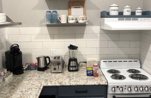 Arlington Heights Apartment | Sandy's Sweet Suite (Private & Complete Studio)
