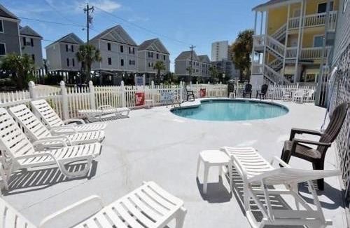 Garden City Apartment | Sandy Shores I 101 Condo