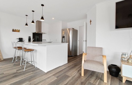 Waihi Beach House | Sandy Shores - Waihi Beach Holiday Home