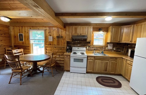 Port Austin Cabin | SandyCabins Duplex Beach House - Garden Side Cabin
