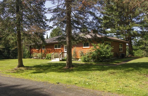 Hayward Cabin | Sandys Beach House On Lac Court Oreilles, Remote Location- Great For Families