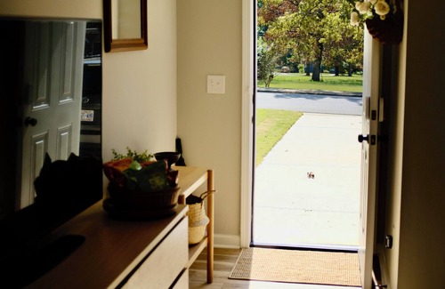 Sanford Apartment | Sanford Suite Retreat - B&B near Downtown