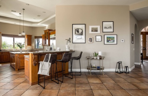 Temecula House | Sangiovese By AvantStay | Spectacular Estate w/Pool, Hot Tub & Putting Green