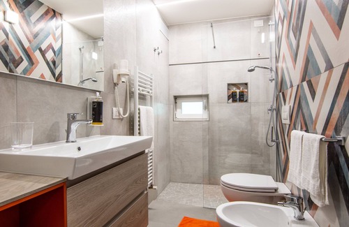 Cagnona House | Sangiovese Suite - suite in a brand new private building near the sea and the center.