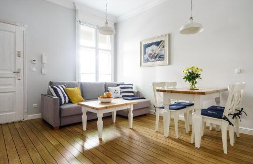 Dolny Sopot Apartment | Sanhaus Apartments - HAFFNERA 51 - Stylowe apartamenty 3 minuty od plaży i kortów