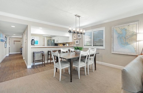 Beachview Country Club Estates Condo | Sanibel Full Gulf View Beachfront Condo! 3BR, 2 Bath, Pool, Tennis, Pickleball!
