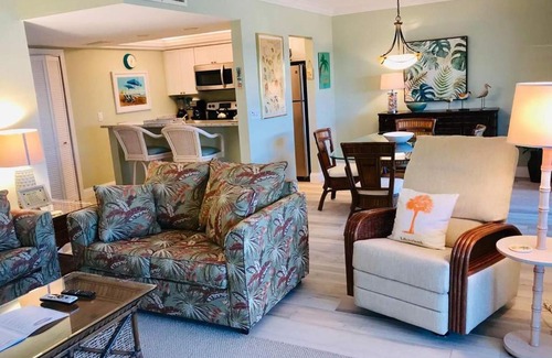Sanibel Apartment | Sanibel Siesta on The Beach Unit 703 Condo