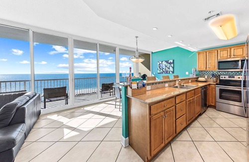 Gulf Shores Condo | Sanibel unit 1203-Amazing Views-Short Walk to Beach-Sleeps 6-Lagoon Access