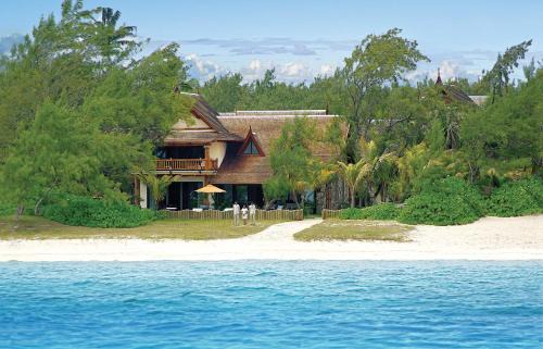 Poste Lafayette Villa | Sankhara Luxury Private Beach Villas