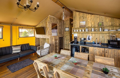 Orange Prairie RV Rental | Sankoty Lakes