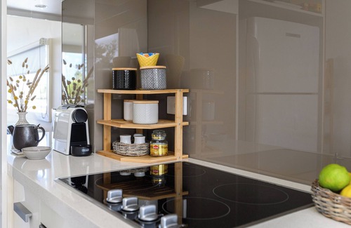 San Remo Apartment | Sanny Side Up - Silver Water Resort