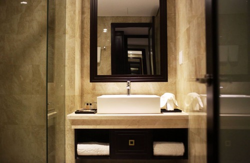 Hai Chau Hotel | Sanouva Danang Hotel - 4 Star Standard Located In The City Center