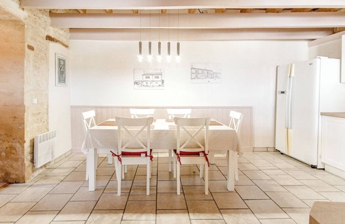 Villeneuve-la-Comtesse Cottage | Sans Souci Gites - Wheatfields - 4 Stars