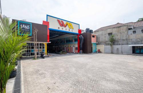 Blitar Hotel | Sans WM Hotel Blitar