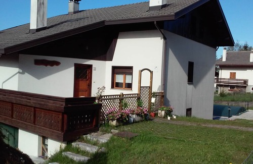 Sant'Anna Apartment | Sant Anna Di Tambre: apartments - 5 rooms - 6/7 persons