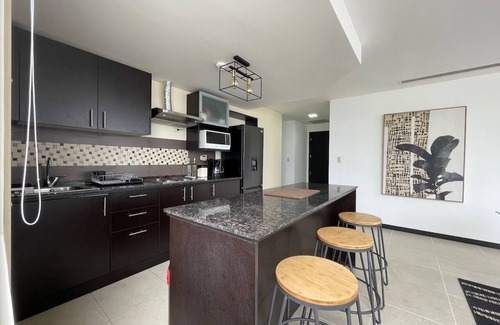 Puerto Santa Ana Apartment | Santa Ana Guayaquil Lux Coliving Ecuador