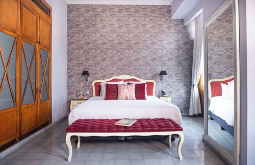 Casco Viejo Hotel | Santa Ana Suite: Historia, Encanto y Autenticidad