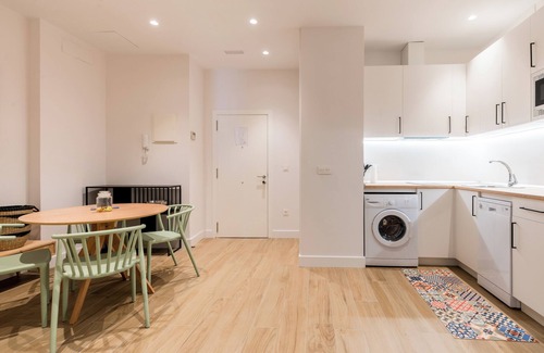 San Vicente Apartment | SANTA BARBARA CENTRAL SUITES, 2BDR AP ON THE 1ST FLOOR