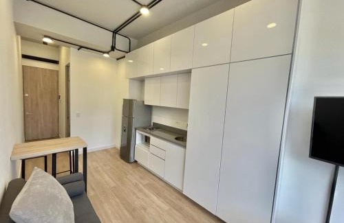 San Patricio Apartment | Santa Barbara Heart 116 Street