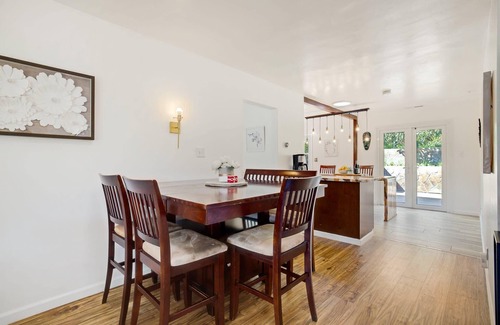 Alta Mesa House | Santa Barbara Mesa Home on the hill