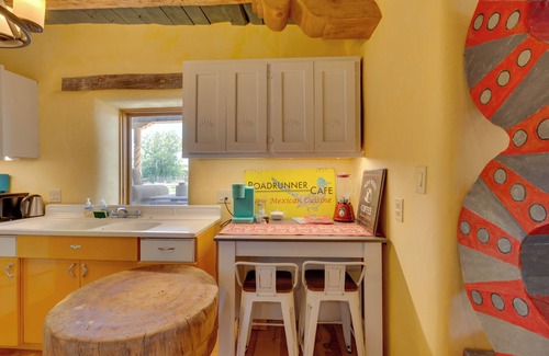 Santa Cruz House | Santa Cruz Home w/Mountain Views!