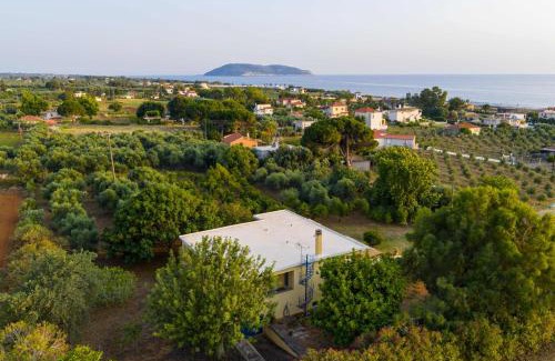 Agrilos House | Santa Domenica Summer House