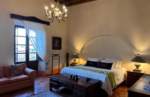 Mascota Hotel | Santa Elena Hotel Boutique