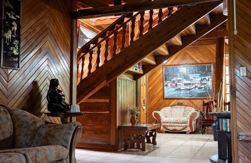 Cuajiniquil Hotel | Santa Elena Lodge