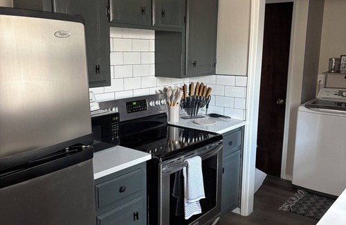 Cushing House | Santa Fe Depot- 3-bedroom house near downtown Cushing