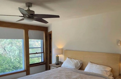 Chupadero House | Santa Fe Hills Home 360 mountain views on 5 acres