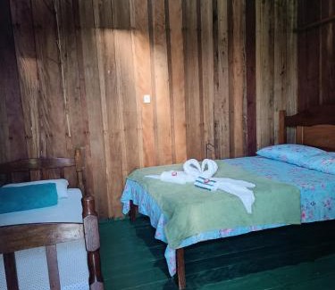 Manaus Bed & Breakfast | Santa Helena do inglês