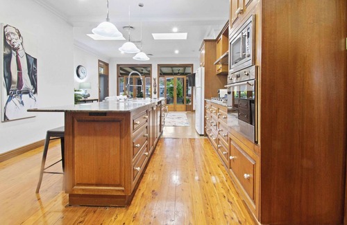 Turvey Park House | Santa Maria - Saltwater Pool, Exquisite Style