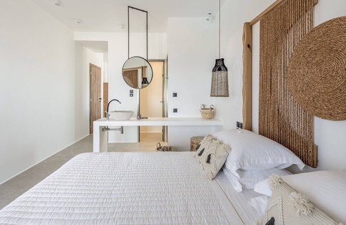 Adamas Hotel | Santa Maria Village