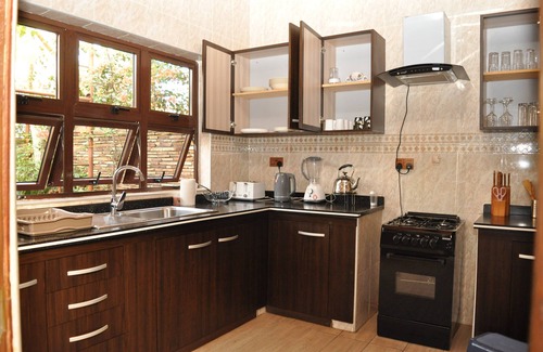 Fiefiemu House | Santa Monica Home Lodge