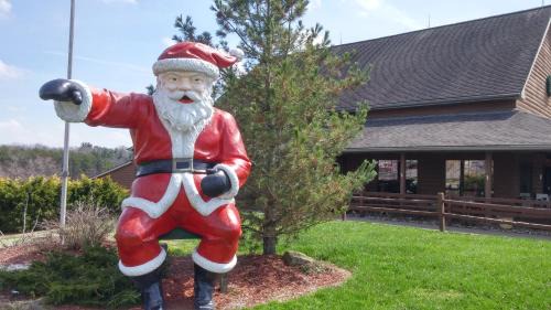 Santa Claus Cabin | Santa's Lodge