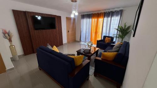Gregorio Luperon Apartment | Santiago Serenity